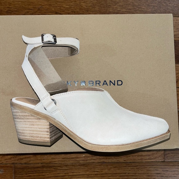 Lucky Brand Winola Ankle Strap Wedge Mules Vanilla Suede Women’s Size 5.5 - Picture 7 of 11